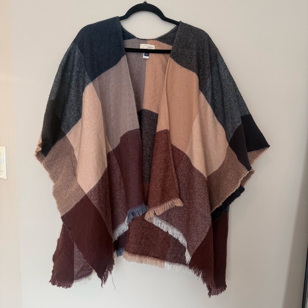 Universal Thread Colorblock Poncho Cape